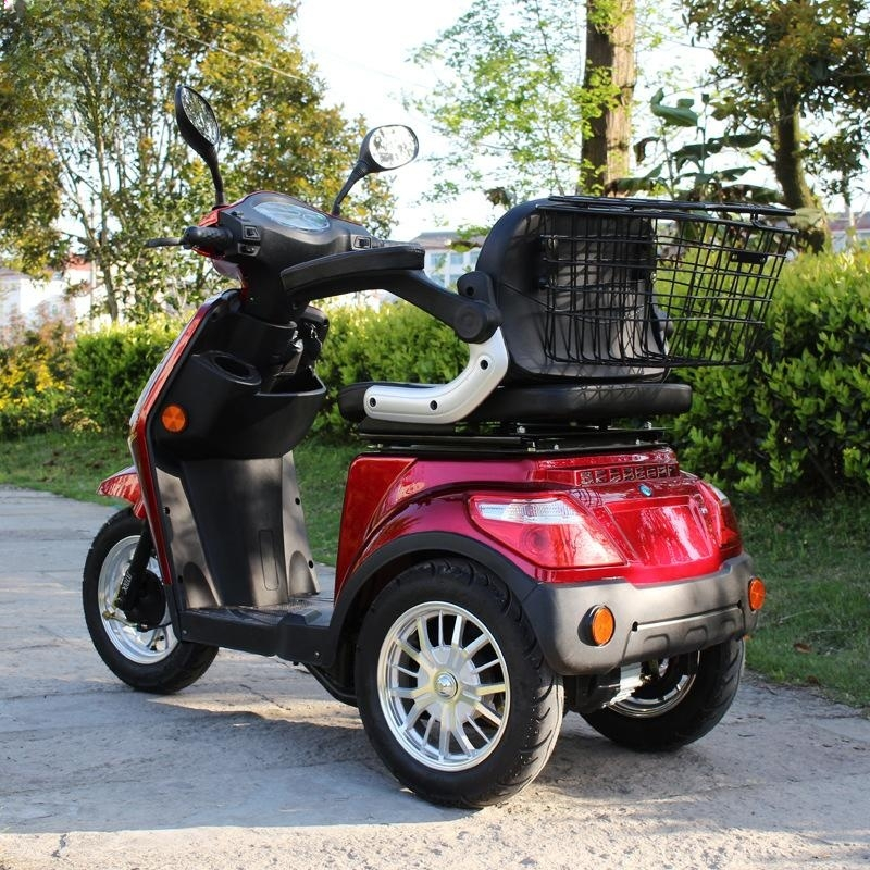 Three wheels elder electric mobility scooter