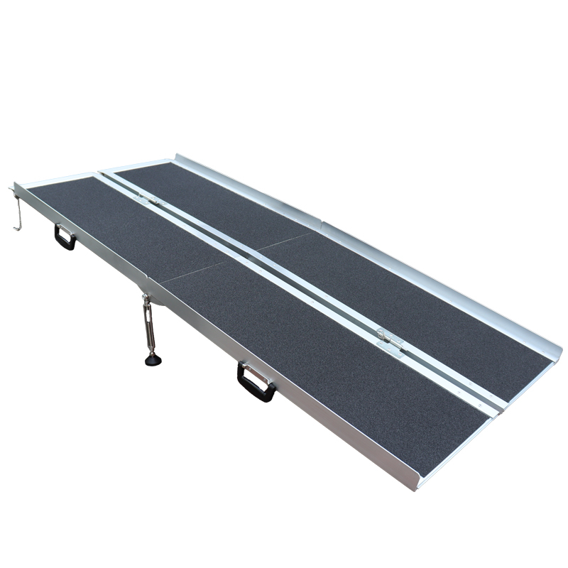 Tri-folding heavy loading wheelchair ramp with anti-slip tape