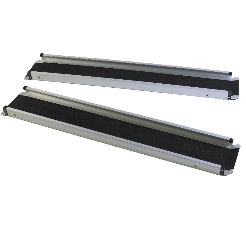 2 Section Telescopic Aluminium Wheelchair Ramps with Anti-slip Paster