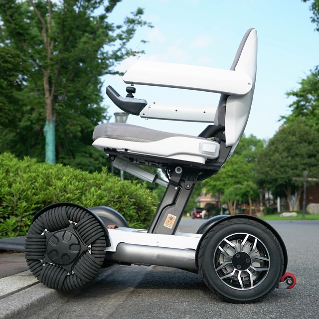 K01 Smart Robot Folding Power Electric Wheelchair